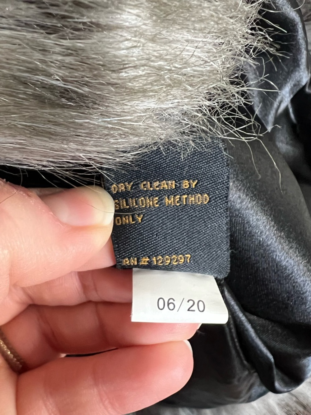 IMAN Striped Faux Fur Vest Size 2X - Picture 6 of 7